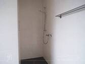 ...mit bodengleicher Dusche - 