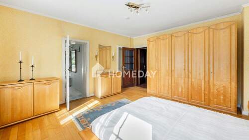 EG Schlafzimmer 1 2 - 