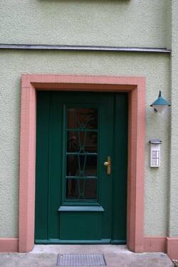 Hauseingang - 1 Zimmer Etagenwohnung in Dresden