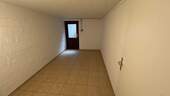 Kellerraum 1 mit Zugang zum Garten - 
