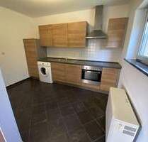 Doppelhaushälfte - Charmanter 3-ZKB-Bungalow mit Gartenanteil Garage - Gillenfeld