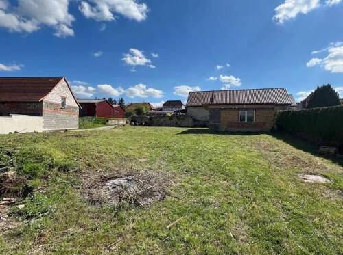 Bild 1 - Schick und gradlinig - die perfekte Form zum stadtnahen Wohnen in Greußen OT Großenehrich