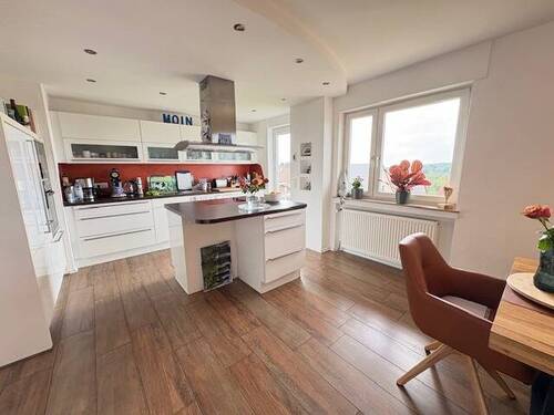 Offener Wohn-Ess- und Küchenbereich - Tolle Lage - Tolles Haus - 347.000,00 EUR Kaufpreis, ca.  110,00 m² Wohnfläche
