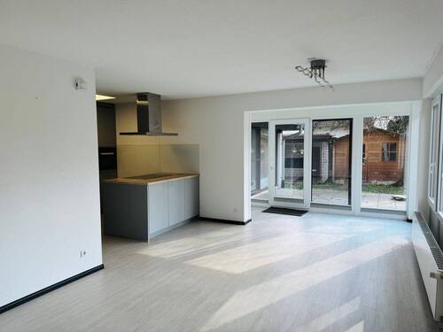 Wohnzimmer - 5 Zimmer Mehrfamilienhaus, Wohnhaus zum Kaufen in Eimeldingen