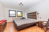 Schlafzimmer EG - 