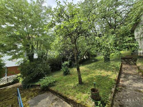 Garten vor dem Haus - Einfamilienhaus mit 123,00 m&sup2; in Leingarten zum Kaufen