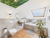 Bad mit Badewanne - 