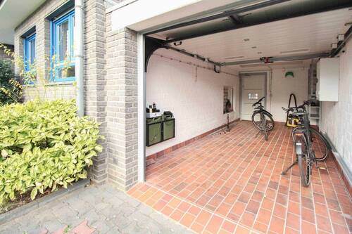 Garage - 