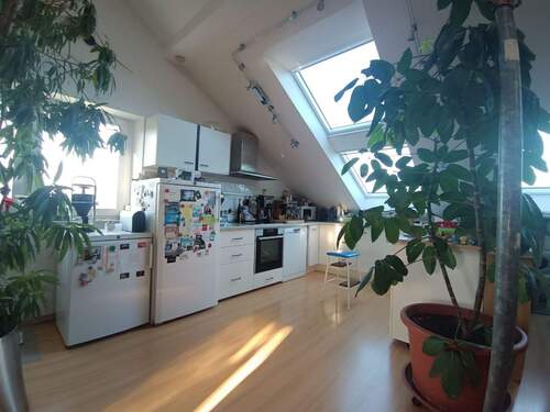 Blick auf die Küche - Terrassenwohnung mit 142,00 m&sup2; in Krefeld zum Kaufen