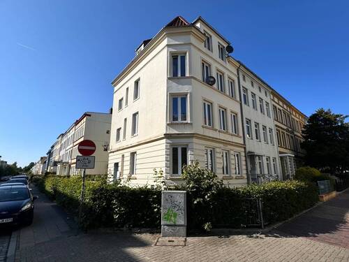 Objekt - Mehrfamilienhaus mit vier Wohnungen auf 243 m² Eigenland in 23554 Lübeck- St. Lorenz-Nord
