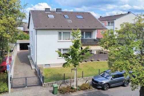 Titelbild - 8 Zimmer Mehrfamilienhaus, Wohnhaus zum Kaufen in Bonn