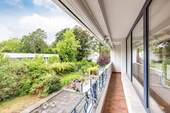 Ausblick vom Balkon - Bezugsfreie 3-Zimmer-Wohnung nahe des Grunewalds