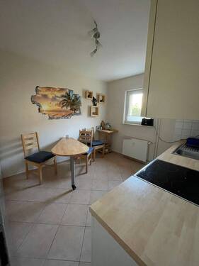 Küche 2.jpg - 2 Zimmer Etagenwohnung in Büchen