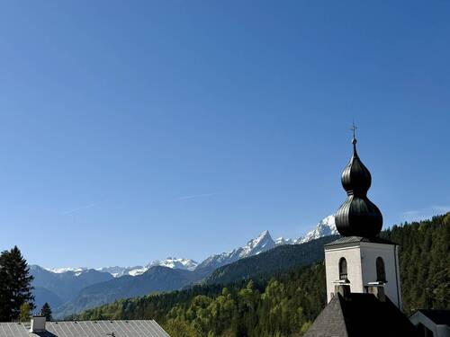 Mit Bergblick - 