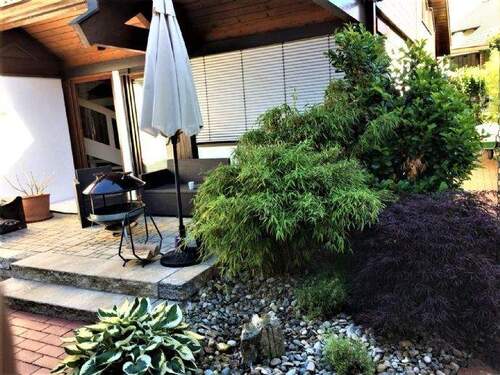 Süd Terrasse vor Kinderzimmer - 