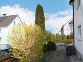 Zugang zu den Garagen oder Garten - 
