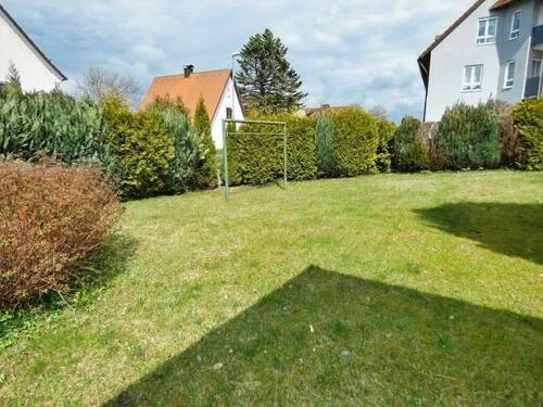 Großes Gartengrundstück - 