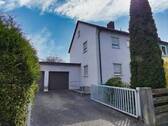 Zwei Garagen - 5 Zimmer Doppelhaushälfte zum Kaufen in Vohenstrauß