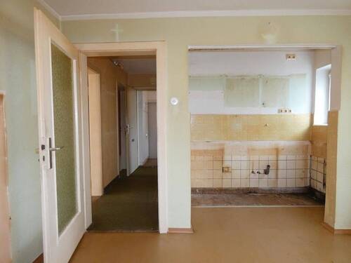 Küche der EG- Wohnung - Doppelhaushälfte mit 102,00 m&sup2; in Vohenstrauß zum Kaufen