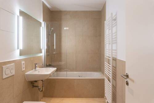 Bad - ++ Hochwertige 2-Zimmer-Neubauwohnung mit Elbblick - Erstbezug in Toplage ++