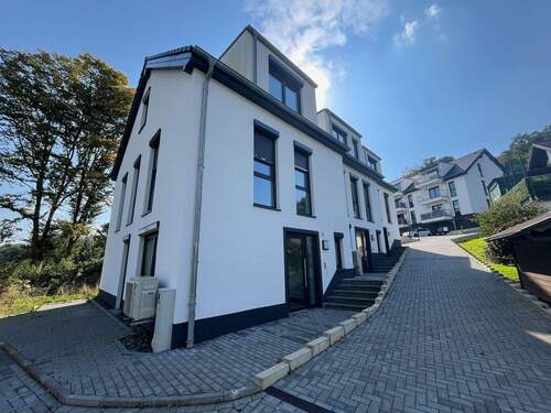 Dörner Str. 7a-c - 5 Zimmer Etagenwohnung in Wiehl