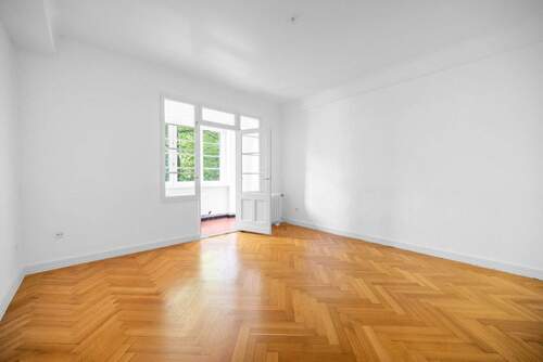 Balkon - Etagenwohnung mit 153,00 m&sup2; in Berlin zum Kaufen