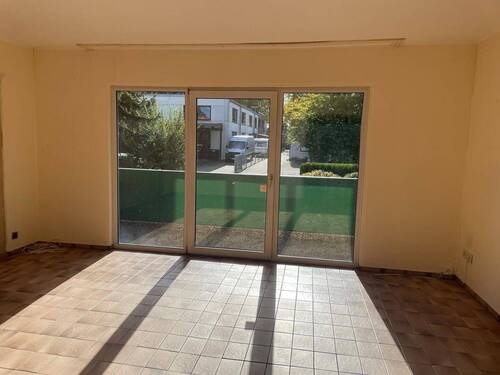 Whg. EG rechts - Wohnzimmer - 