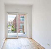 +++ Modernes Wohnen am Wasser - 3-Raumwohnung mit Loggia und traumhaftem Elbblick +++ - Dresden Pieschen-Süd