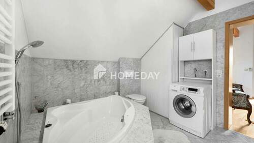 1. OG Badezimmer 2 - 