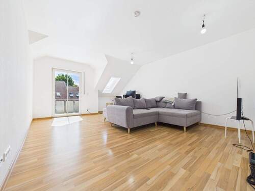 Wohnzimmer - 2 Zimmer Etagenwohnung zum Kaufen in Markt Schwaben