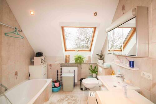 Badezimmer 1.OG Wohnung - 