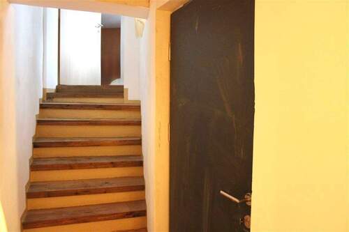 Hauseingang Innenhof - 4 Zimmer Reihenmittelhaus in Schönau