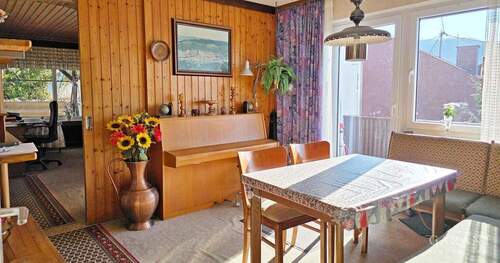 1. OG, Esszimmer - 8 Zimmer Mehrfamilienhaus, Wohnhaus in Owen