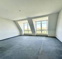 Leerstehend mit Potenzial! | 2- Zimmerwohnung mit Balkon in Elbnähe | Dresden Johannstadt