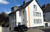 Vorderansicht - 5 Zimmer Etagenwohnung zum Kaufen in Leverkusen
