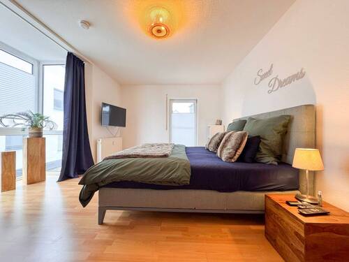 Schlafzimmer - 3 Zimmer Etagenwohnung zum Kaufen in Cölbe