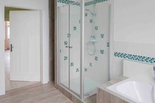 1. OG Badezimmer - 