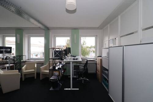 Büroraum - Büroräume in Köln-Ehrenfeld - 20-28 m², 4-6 Arbeitsplätze - All-in-Miete