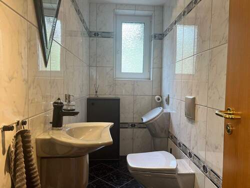 WC - 