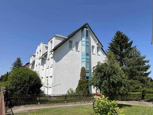 Ansicht von Süden - Dresden-Süd: 3-Zi.-Maisonette mit Pkw-Stellplatz
