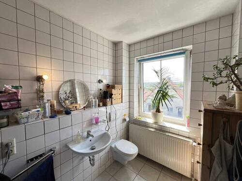 Teilansicht Bad - 
