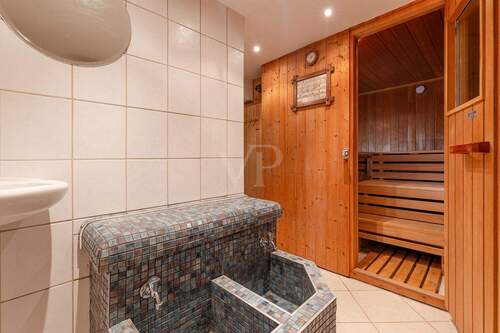 _Sauna und Fußbecken - 