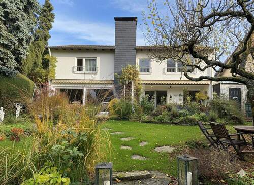 Außenansicht - 6 Zimmer Einfamilienhaus zum Kaufen in Glashütten