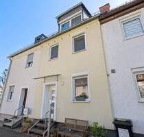 Gepflegtes modernisiertes Reihenhaus Südausrichtung schöner Garten Mainz Kostheim - Wiesbaden Mainz-Kostheim