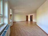 Großes Wohn- und Esszimmer (2) - 