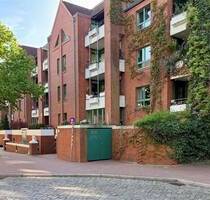 Großzügige 2-Zimmer-Wohnung mit 2 TG-Stellplätzen, Balkon, Aufzug, uvm. Muhliusstraße, Kiel