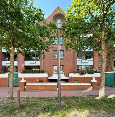 Ansicht Hauseingang - 2 Zimmer Etagenwohnung zum Kaufen in Kiel