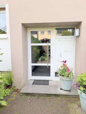 Eingang - 2 Zimmer Mehrfamilienhaus, Wohnhaus zum Kaufen in Bochum