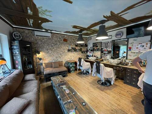 Gewerbeeinheit mit 49 m² - 