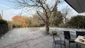 Garten mit überdachter Terrasse - 